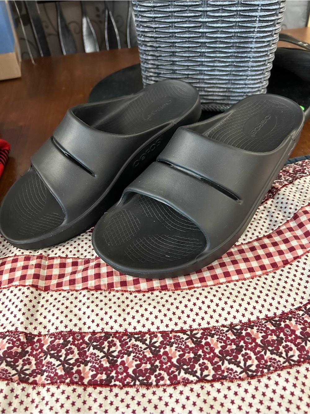 OOFOS OOahh Recovery Slide Sandals 🖤✨ Unisex